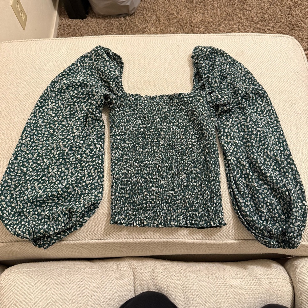 Abercrombie Square Neck Puff Sleeve Green Floral Top size XXS